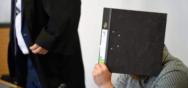 Wismar: Zwei Tote bei Raserunfall auf A20 – Angeklagter schweigt