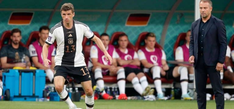 Kurzfristig nachnominiert Flick holt Müller überraschend zurück in DFB-Elf