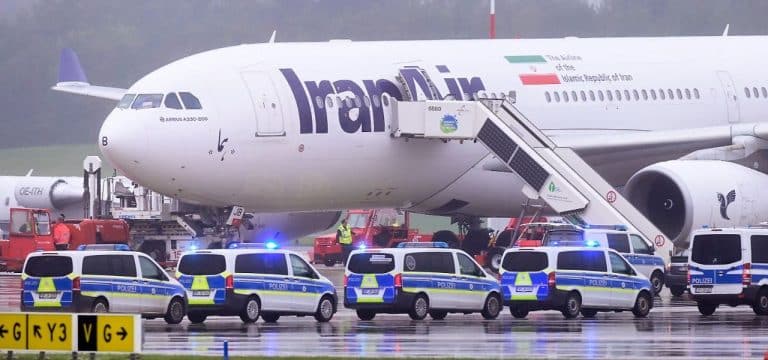 Hamburger Flughafen wegen Anschlagsdrohung zeitweise gesperrt