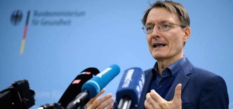 Bleiben viele Praxen zu?: Lauterbach kritisiert Ärzte-Protest