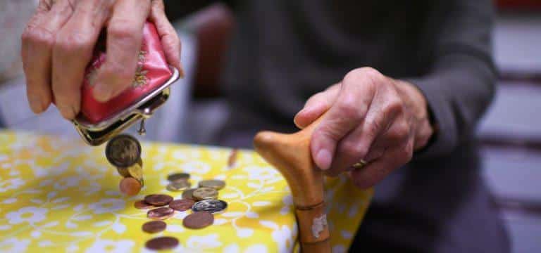 Anstieg um zehn Prozent: Immer mehr Rentner stocken mit Sozialhilfe auf