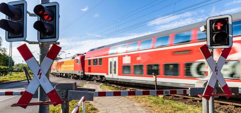 Flickenteppich droht: Länder warnen vor Ende des Deutschlandtickets im Herbst