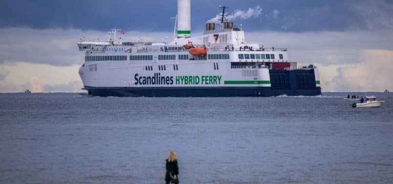 Fährbetrieb Rostock-Gedser wegen Sturmwarnung eingeschränkt