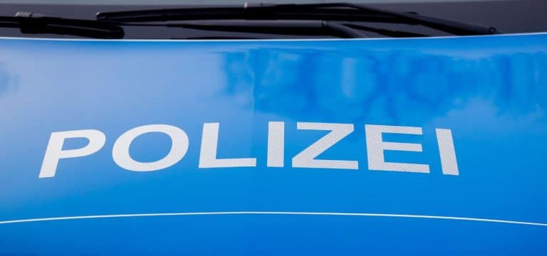 Wismar: Kind vor Schule angesprochen – Polizei prüft Sachverhalt