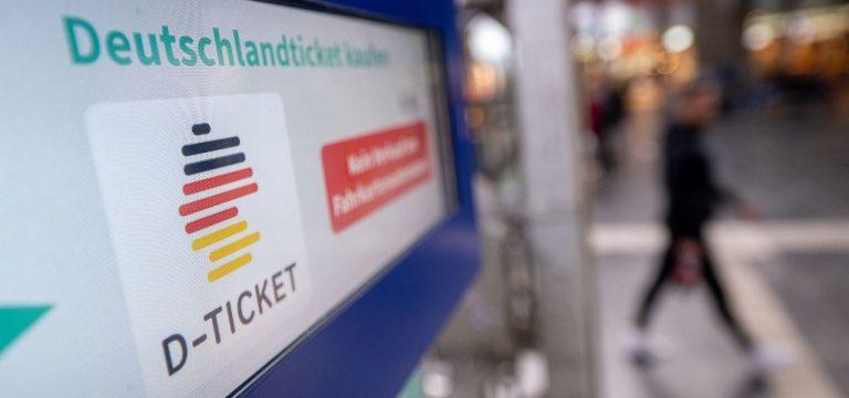 Deutschlandticket: Meyer fordert Klarheit bei Finanzierung