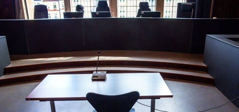 Schwerin: 27-jähriger mutmaßlicher Drogendealer vor Gericht