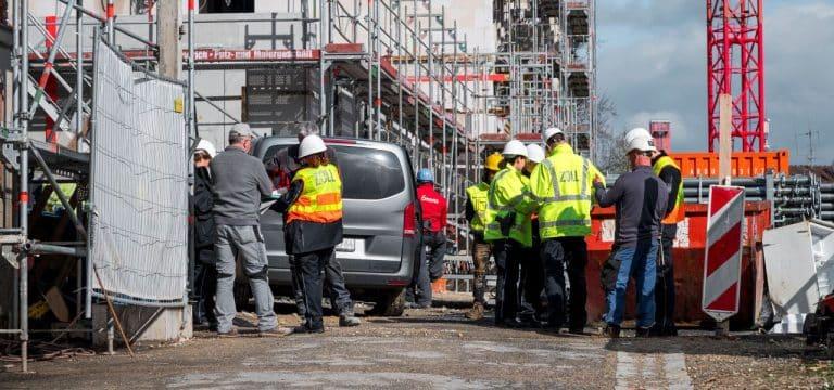 Schattenwirtschaft wächst: Inflation und Energiekrise fördern Schwarzarbeit