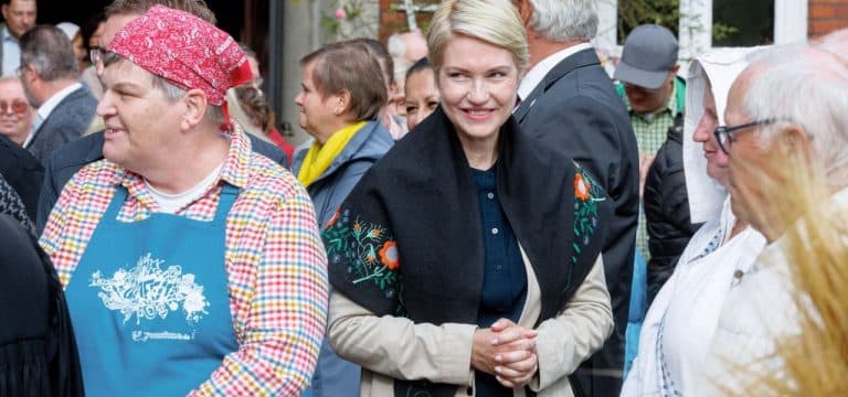 Schwesig dankt Landwirten in MV für ihre Arbeit
