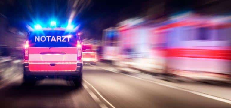 Autos schleudern auf A24 in Leitplanken – drei Verletzte