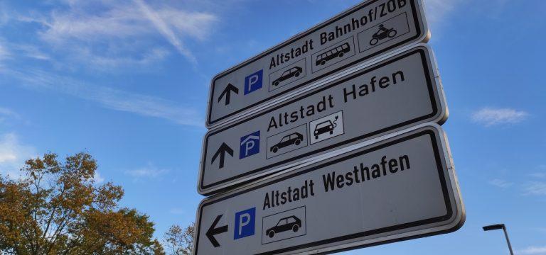 Wismar bereitet dynamisches Parkleitsystem vor