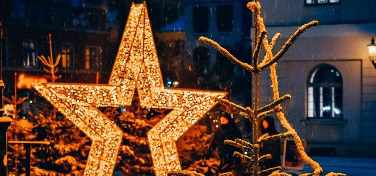 Weihnachtsmärkte in M-V fast startklar: Auftakt am Montag