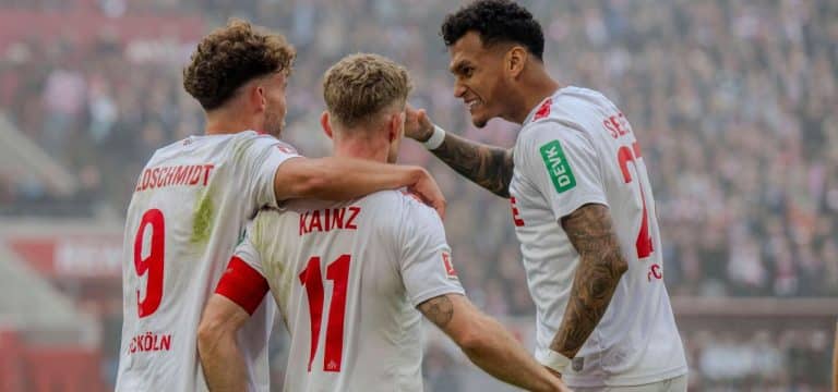 Pyroshow und Platzverweis: Drei Gladbacher Böcke machen den 1. FC Köln froh