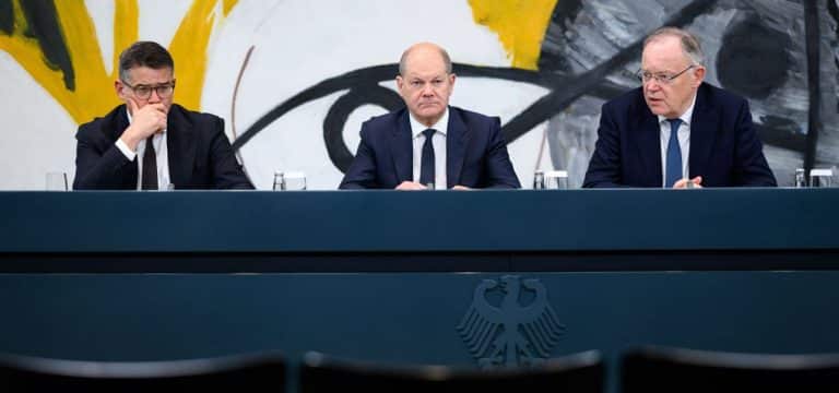„Sehr historischer Moment“: Bund und Länder teilen Flüchtlingskosten neu auf