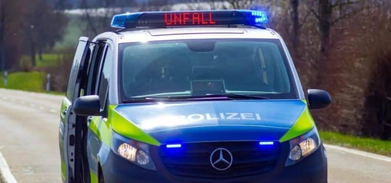 Drei Verletzte nach Auffahrunfall in Rostock