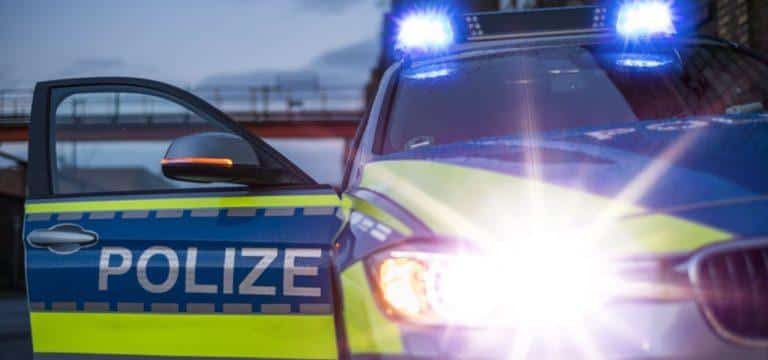 Auto überschlägt sich in Grevesmühlen: Insassen flüchten