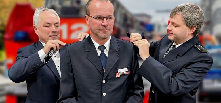 Wismar: Beförderung und Würdigung bei der Berufsfeuerwehr