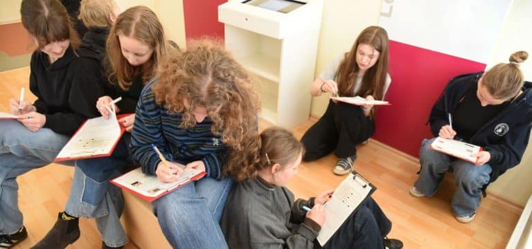 Ganzes Schuljahr verloren: PISA-Studie zeigt Corona-Knick – Ergebnisse so schlecht wie nie