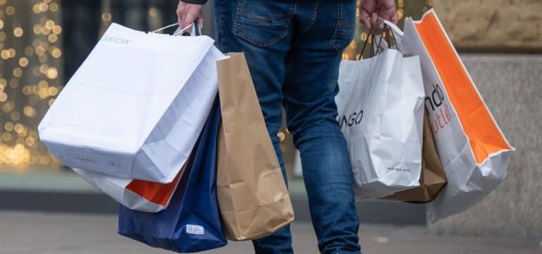 Pandemie-Trend geht zurück: Deutsche shoppen wieder mehr offline