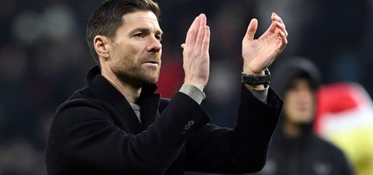Bayern und Real Madrid baggern: Bundesliga-Supertrainer reagiert auf Wechsel-Gerüchte