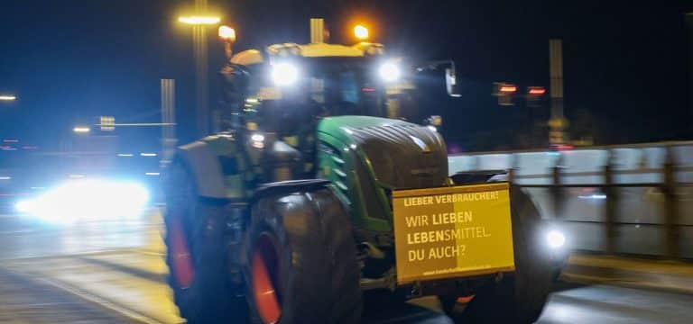 Bauern laufen Sturm gegen Ende der Diesel-Subventionen