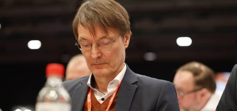 „In Dringlichkeit überzogen“: Kassenärzte-Chef kritisiert Lauterbachs Corona-Warnung