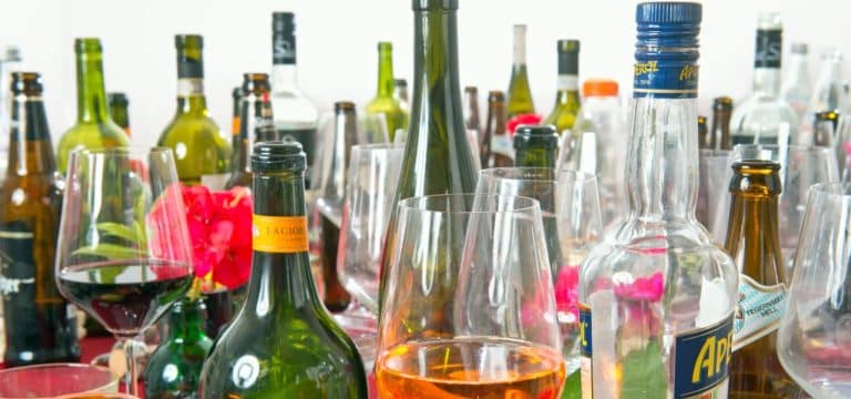 Tipps für davor und danach: Was hilft gegen den Silvesterkater?