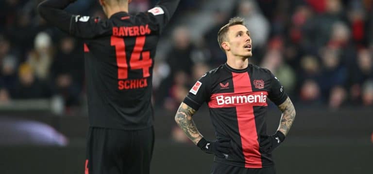 Leverkusen lässt mit Nullnummer den FC Bayern ranrücken
