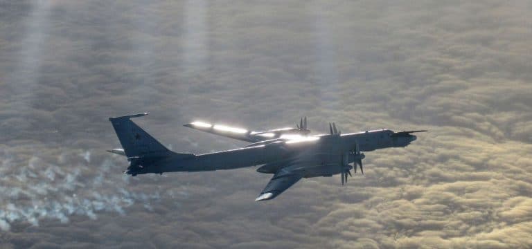 Alarmrotte identifiziert russische Militärmaschine bei Rügen