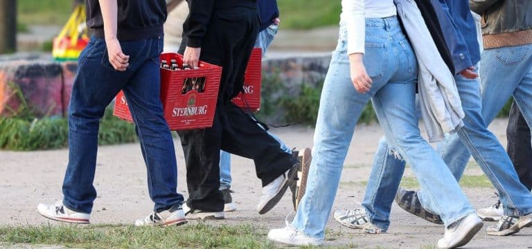 Entgegen Bundestrend: Mehr junge Rauschtrinker in M-V