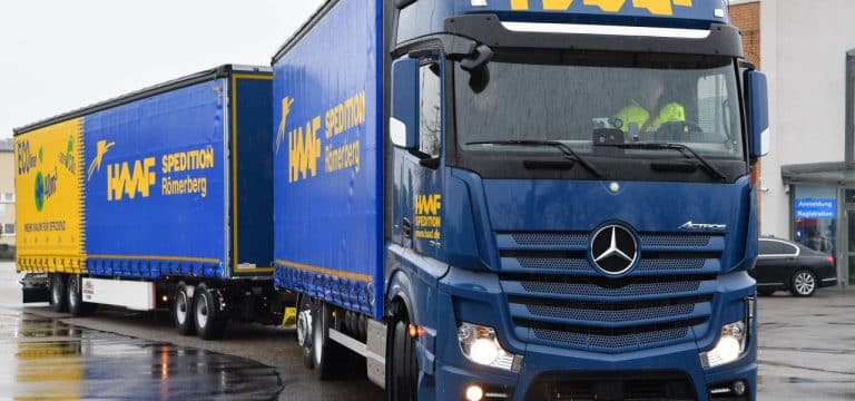Wegen Protesten dürfen Supermärkte nachts beliefert werden