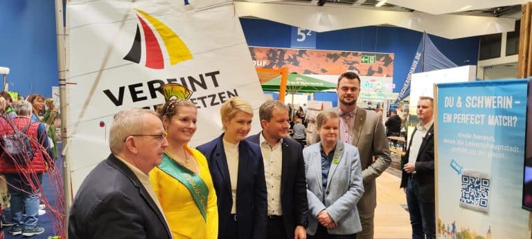 Nordwestmecklenburg glänzt zum Jubiläum: Regionalität trifft Weltbühne in Berlin