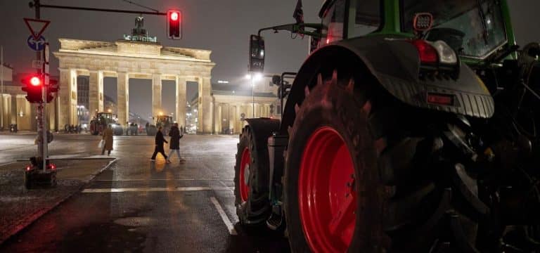 Bauern aus MV bei Protestaktion gegen Subventionskürzungen