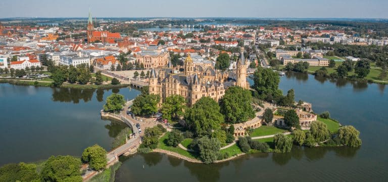 Schweriner OB: Grundsteuerreform verteuert Wohnen
