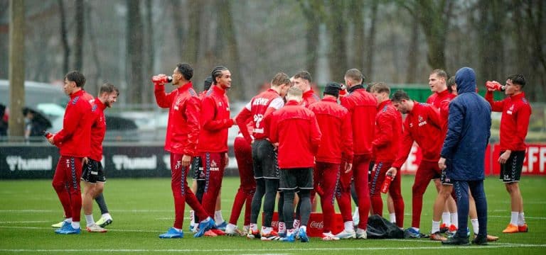 Transfersperre und Trainersuche: Kölner Misere rückt zwei Teenager in den Fokus