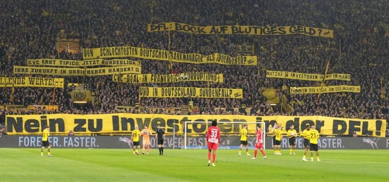 Freiburg in Dortmund chancenlos: BVB-Doppelpacker schlägt vor und nach Unterbrechung zu