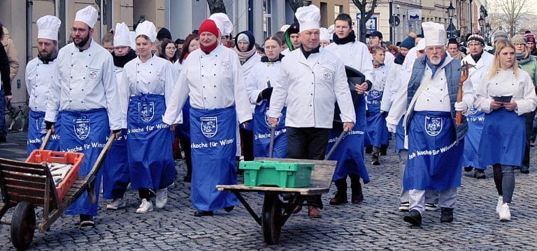 Wismarer Heringstage 2024 starten heute mit großem Programm