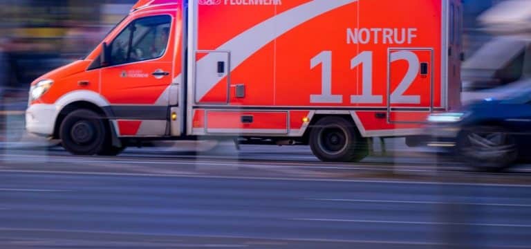 Nach Streit: Schwerverletzter mit Schnittwunden in Klinik