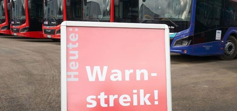 Warnstreik in Mecklenburg-Vorpommern: Busse und Bahnen stehen still