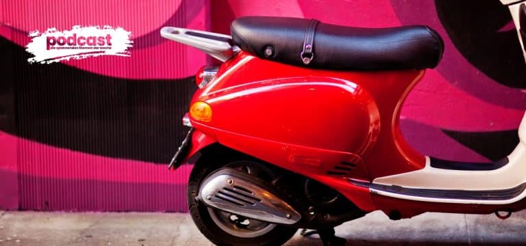 Auf das Moped, fertig, los!: Ab dem 1. März gelten die neuen Versicherungskennzeichen