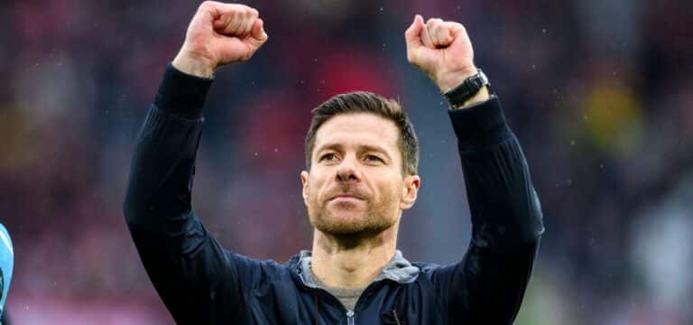 Bayern und Liverpool planen um: Topklubs haben Xabi Alonso wohl abgeschrieben