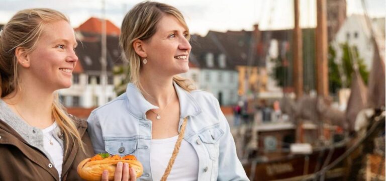 Wismar: Kulinarische Stadtführung „Butter bei die Fische“