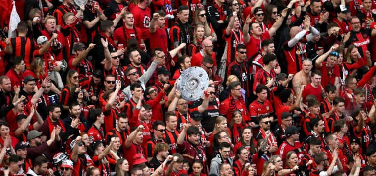 „Schale muss nach München!“: Der FC Bayern gratuliert – und sendet direkt eine Kampfansage
