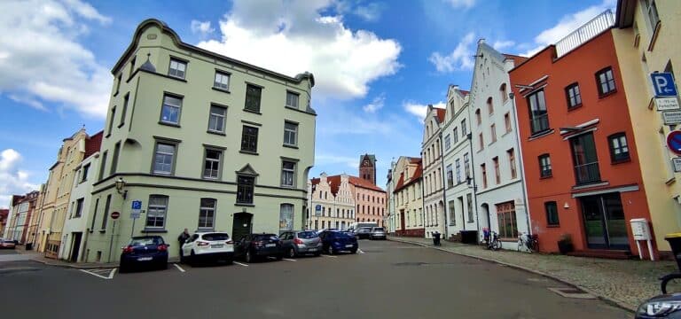 „Wir im Quartier“ am Tag der Städtebauförderung – Straßenfest am Samstag in Wismar
