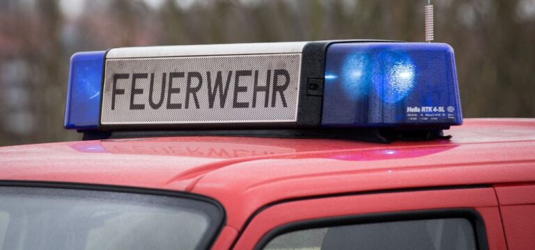 Schwerin: Mann verletzt sich beim Löschen eines Küchenbrandes