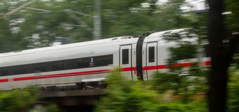 26-Jähriger von Zug erfasst und tödlich verletzt