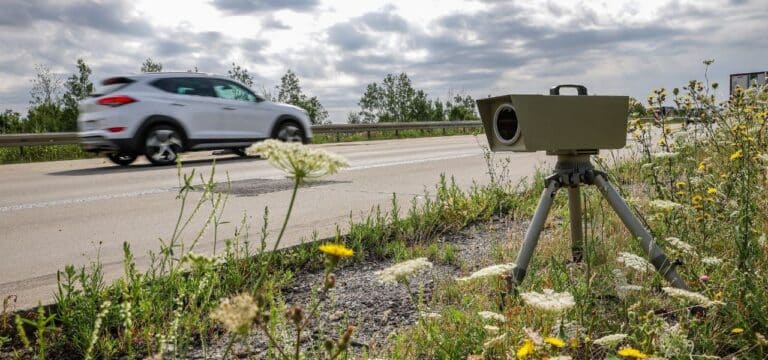 Polizei startet Aktionswoche gegen Raser in Mecklenburg-Vorpommern