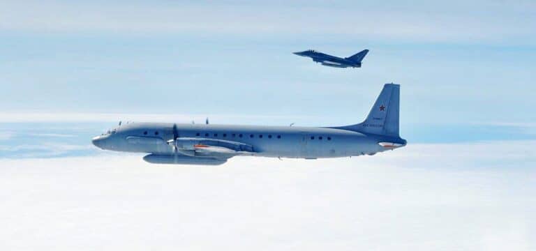 Bundeswehr-Jets starten: Russischer Aufklärer über der Ostsee identifiziert