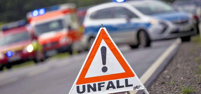 Schwerer Verkehrsunfall in Rostock Lütten Klein