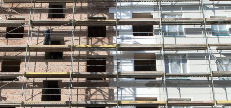 Wohnungsverband fordert Hilfen für Klimaschutz-Sanierungen