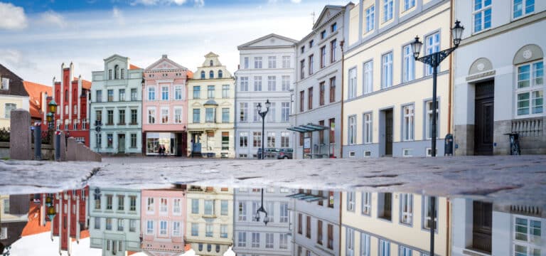 Barrierefreies Welterbe: Sanfte Wege für Wismars Altstadt